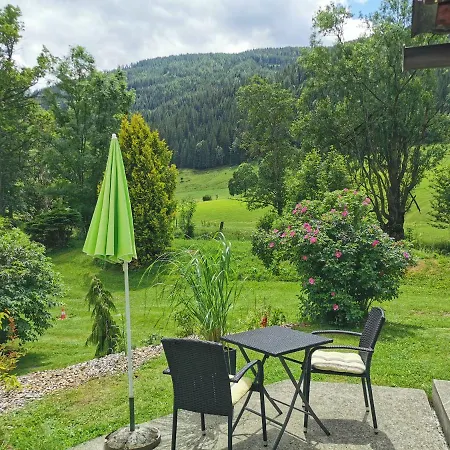 Almland Huette Pusterwald